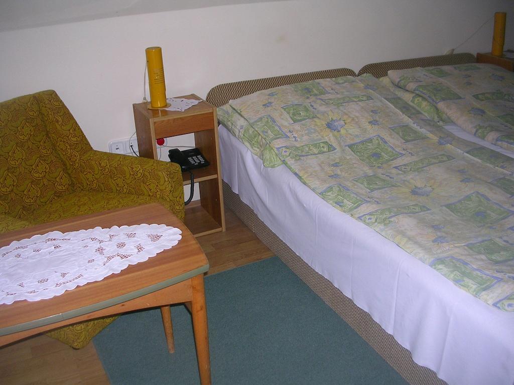 Hegyesi Vendégház Gödöllő Habitación foto
