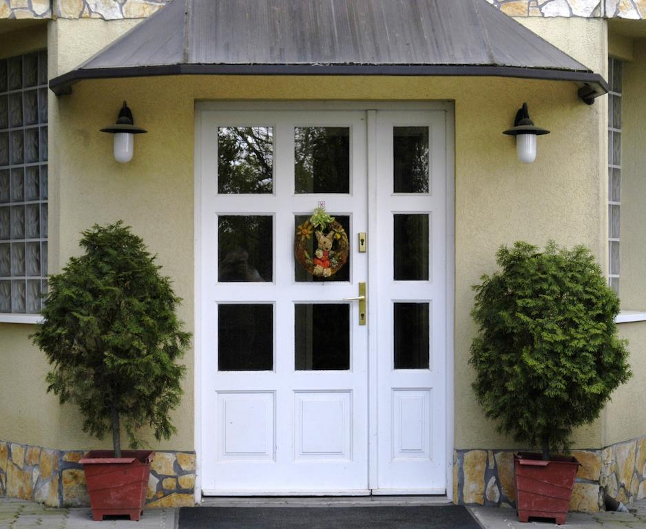Hegyesi Vendégház Gödöllő Exterior foto